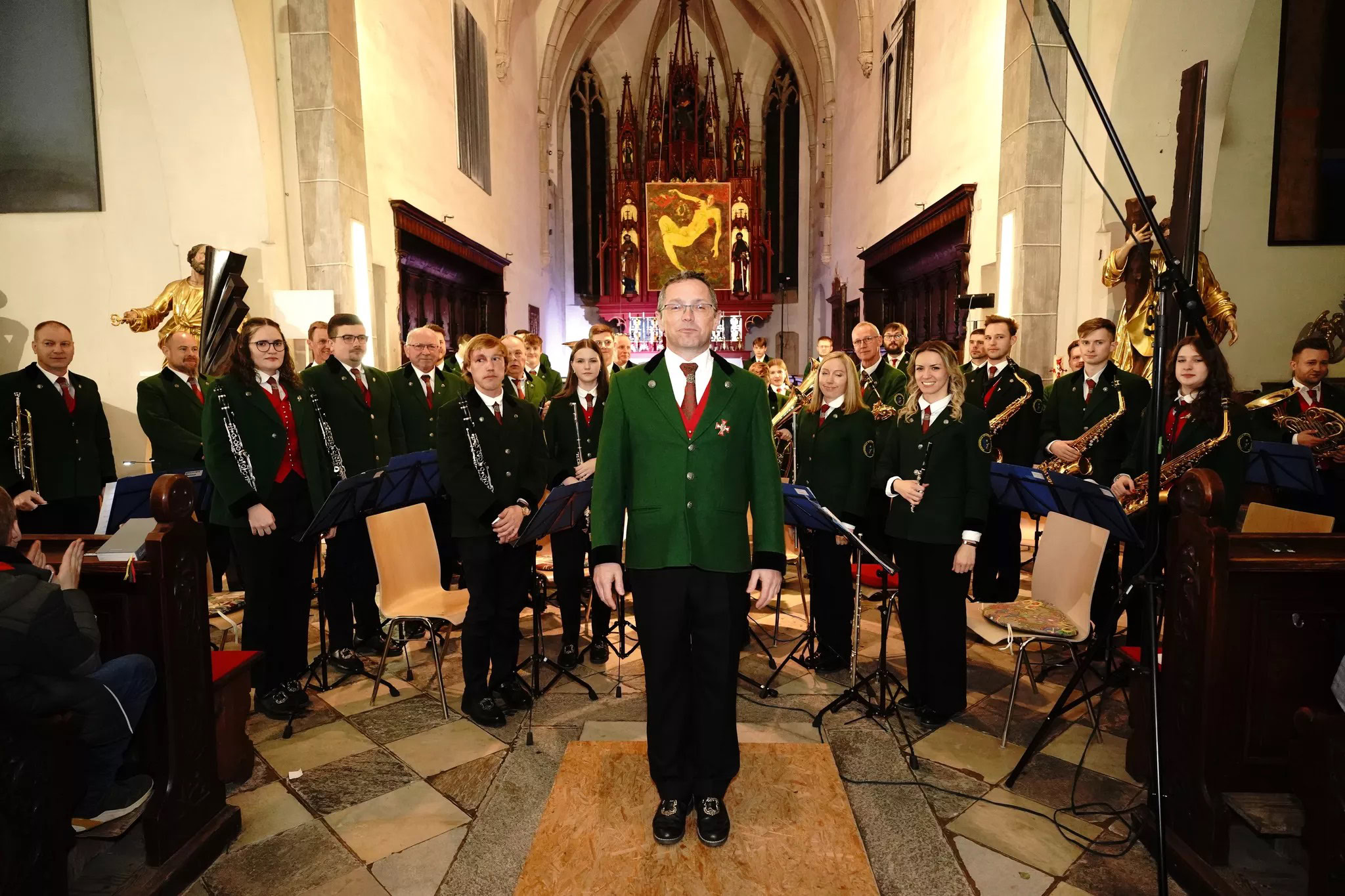 Stadtkapelle St.&nbsp;Andrä im Lavanttal beim Konzert in der Kirche, Blasmusik und Orchester.